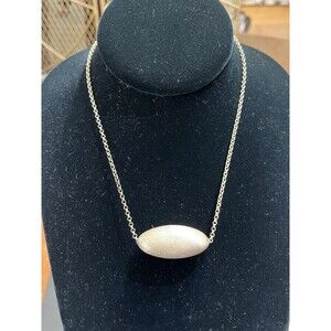 14.81g Vintage Sterling Silver 925 Pod Cocoon Pendant Necklace 13~16in Symbolic